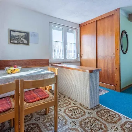 Apartment In 42252
