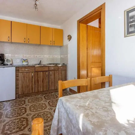 In 42252 Crikvenica