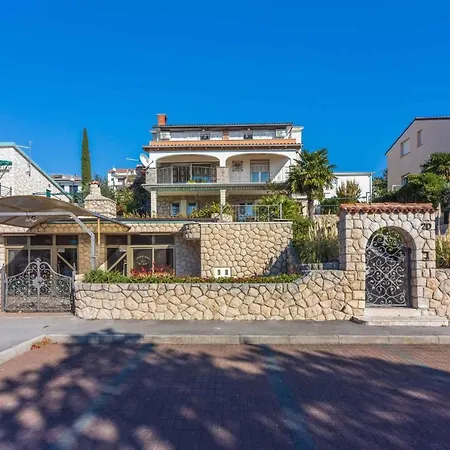 In 42252 Apartment Crikvenica